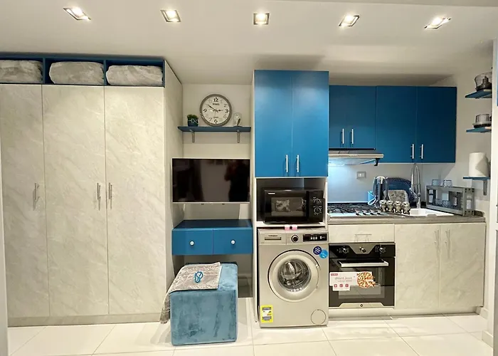 Luxury Studio House 589-2
